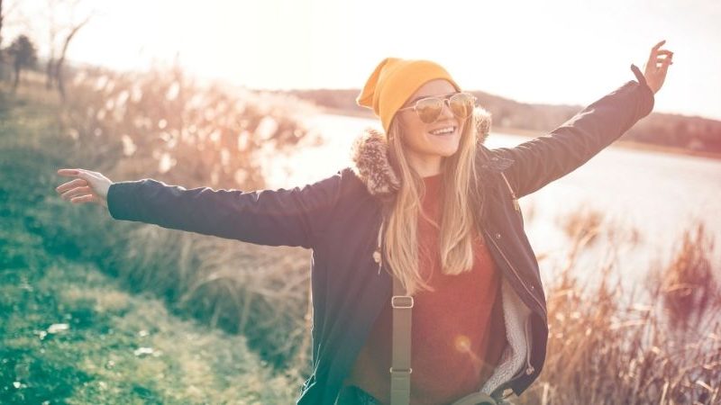 8 Tipps von Neurowissenschaftlern, wie man vollkommen glücklich wird