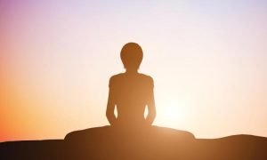 Innere Ruhe finden: Meditation, Sprüche und Tipps