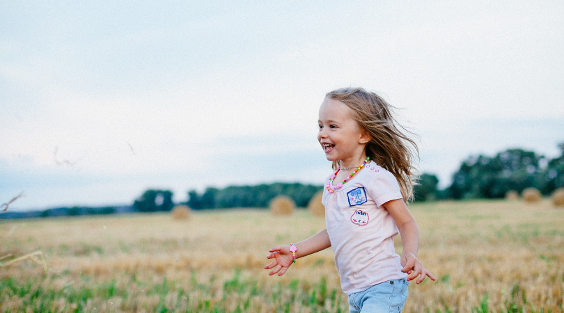 3 Schritte, die Eltern laut Experten unternehmen sollten, um die glücklichsten Kinder großzuziehen