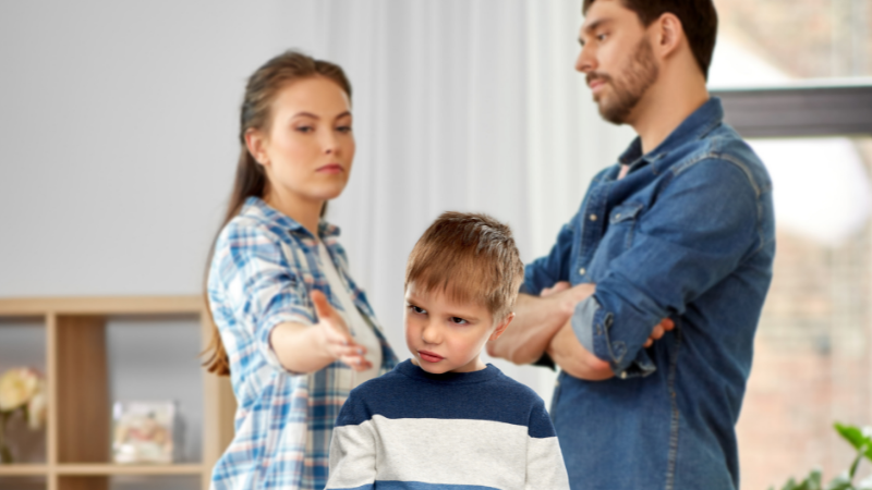 Art der Familie: Reaktive Elternschaft – was es ist und wie man es überwindet