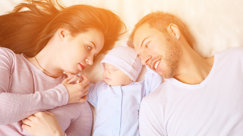 Wann und wie beginnt man mit dem Schlaftraining eines Babys?