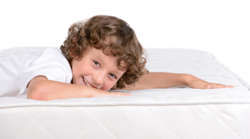 Wann hören Kleinkinder tagsüber zu schlafen? Zeichen und Tipps, um damit umzugehen