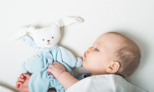 Wie du deinem Baby helfen kannst, die Nacht durchzuschlafen