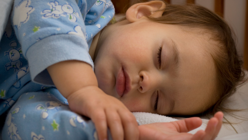 Sollte dein Baby eine Schlafenszeit-Routine haben