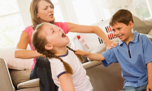 Wie wird ein Kind zum Mobber: 8 Möglichkeiten, wie du möglicherweise dein Kind dazu ermutigst, ein Mobber zu sein