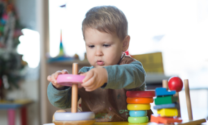 Ein Blick auf Waldorf- und Montessori-Pädagogik in frühkindlichen Programmen