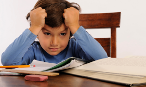 Konzentrationsprobleme bei Kinder: 9 Anzeichen, dass dein Kind ein Konzentrationsproblem haben könnte