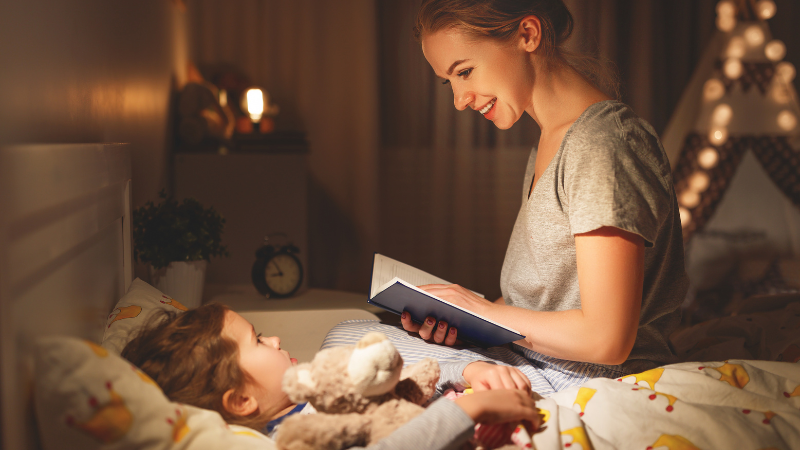 Schlafroutine entwickeln: 5 Möglichkeiten, die Schlafenszeit deines Kleinkindes zu einem Sinnes-Erlebnis zu machen