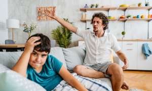 5 Dinge, die du vermeiden solltest, wenn dein Kind respektlos ist oder ein respektloser Teenager