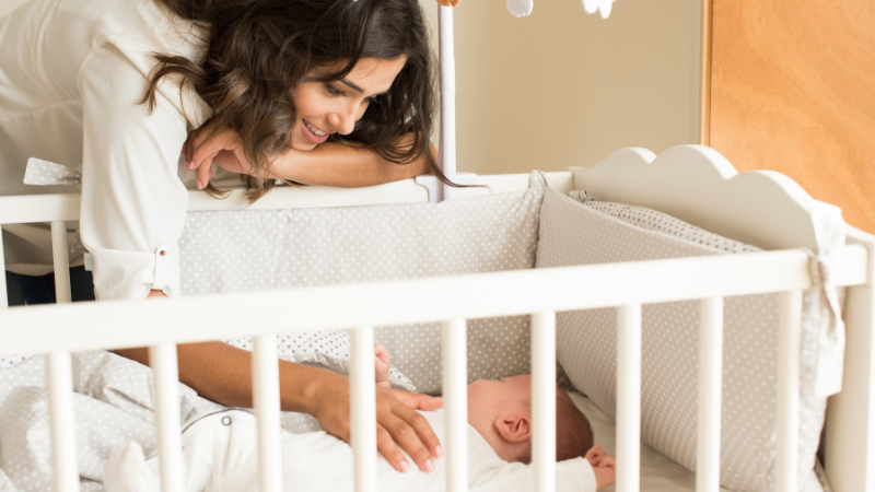 Schlaftraining für Babys: 7 Tipps für Erfolg