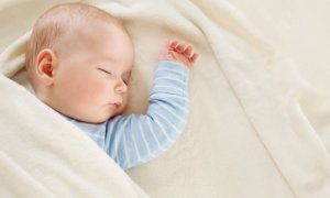 Wie weiß ich, ob mein Baby eine Schlafregression durchmacht?