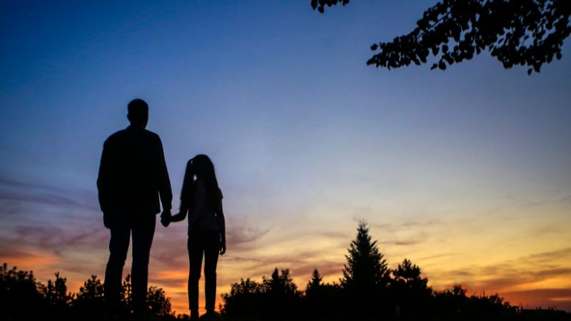 Väter, die diese 8 Dinge tun, neigen eher dazu, selbstbewusste und entschlossene Töchter aufzuziehen