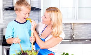 10 gesunde Gewohnheiten, die jede Mutter ihren Kindern beibringen sollte