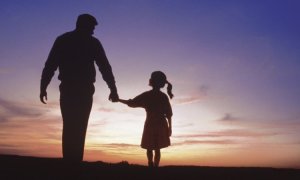 Verständnis von emotional distanzierten Vater-Tochter-Beziehungen