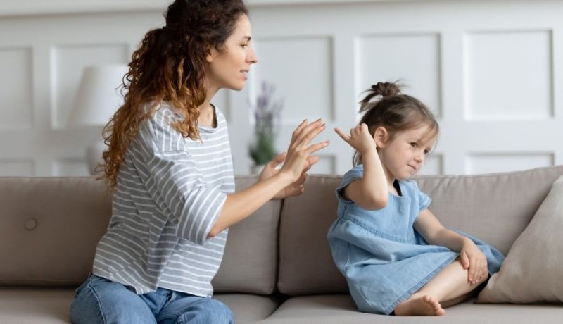 Wie Sie wissen, ob Ihr Kind ein Narzisst ist - und was Sie dagegen tun können