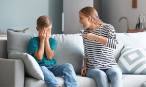 Wut kontrollieren Eltern: 3 wesentliche Schritte, bevor Sie sich über Ihre Kinder ärgern
